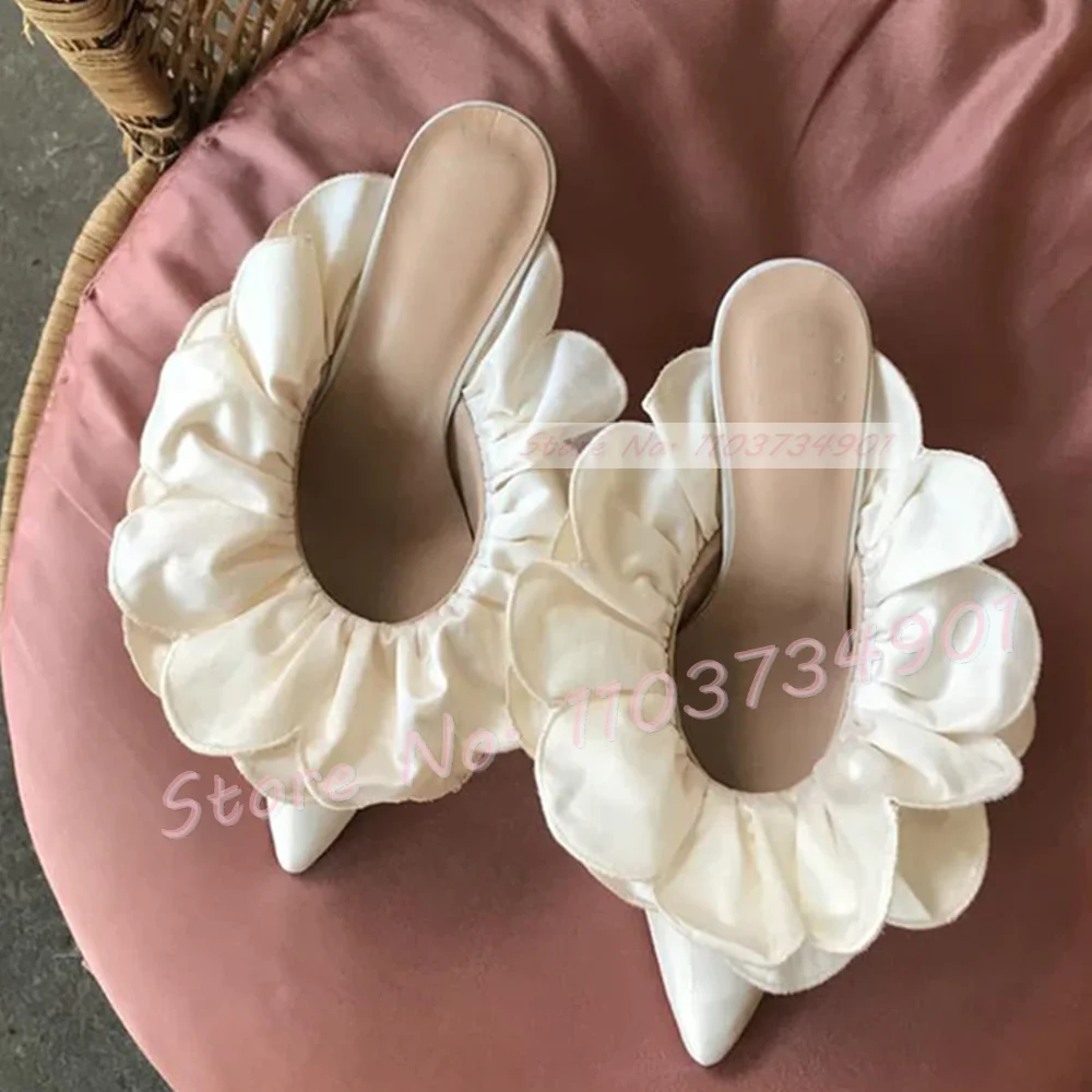 Women Shoes Zara - Pantoufles pointues en satin à fleurs