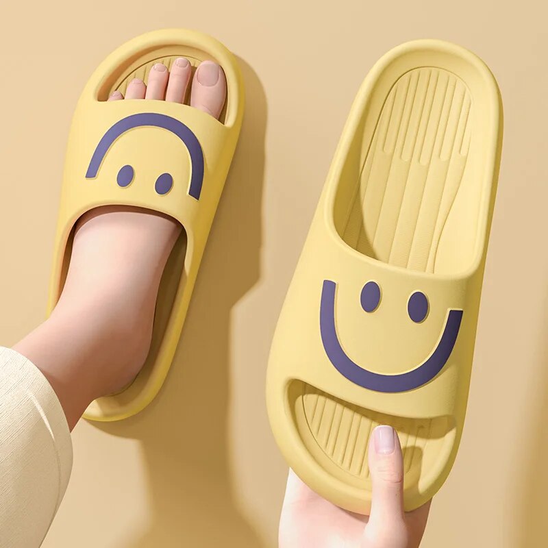 Chaussons nuage visage sourian - Women'S Shoes Non Slip avis et prix