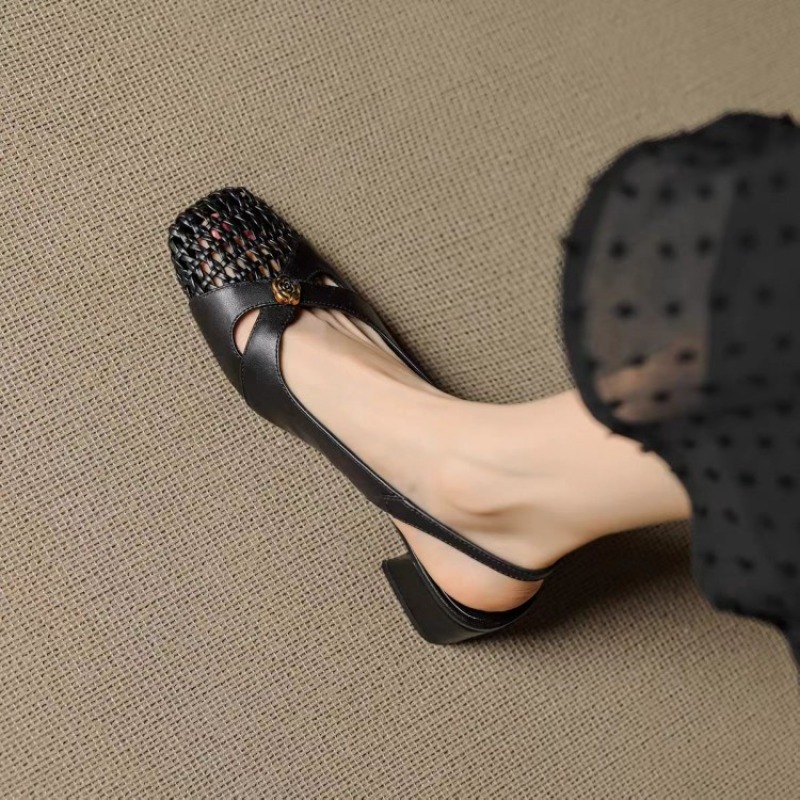 Sandales à bout fermé de style - Women Shoes With Heels avis et prix