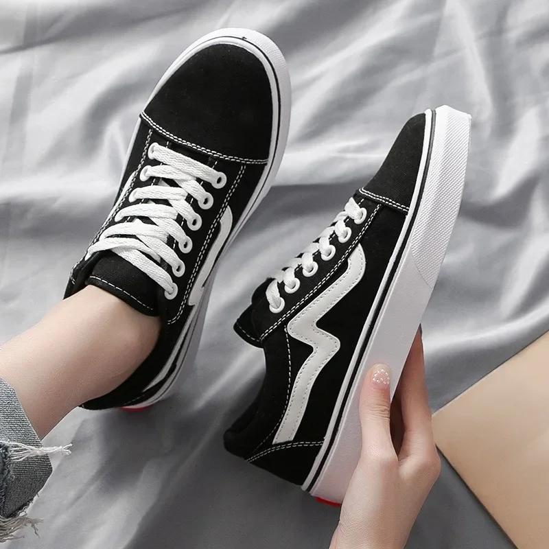 Baskets de skateboard en toile - Women Shoes Vans avis et prix